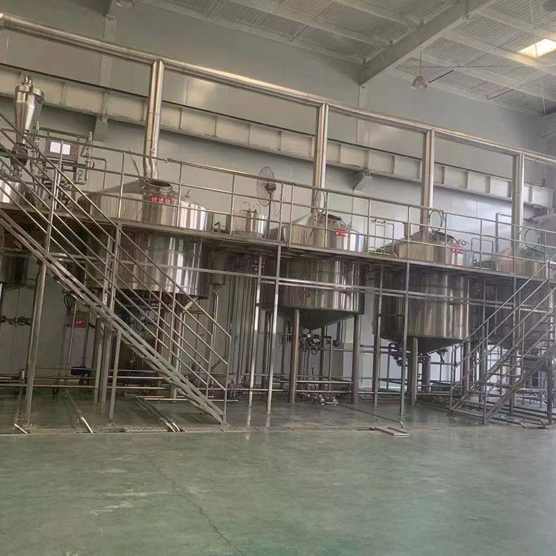 海城精酿啤酒设备厂—平面布置、设备设计、制造、调试、培训等一条龙服务_COPY